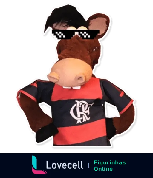 Urso de pelúcia vestindo uniforme do Flamengo e óculos escuros com bordas em xadrez