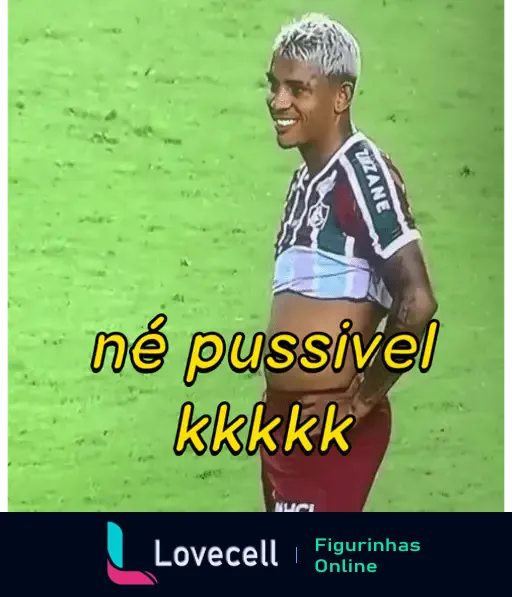 Figurinha de WhatsApp de jogador de futebol irritado com texto 'né pussivel kkkkk'