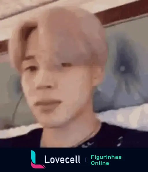 Animação de Jimin do BTS, mostrando uma sequência de mudanças de expressão facial enquanto pensa e faz caretas.