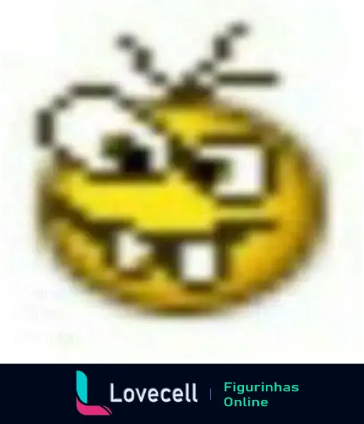 Emoji travesso e engraçado, amarelo, com um sorriso malicioso, um olho esbugalhado e dentes grandes, transmitindo diversão e travessuras.