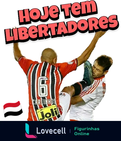 Figurinha de WhatsApp com dois jogadores disputando bola no futebol, Carlinhos do São Paulo comemorando e jogador rival em jogada acrobática, fundo vermelho destacando a intensidade da partida da Libertadores