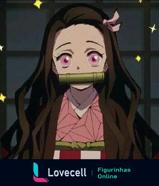 Personagem Kamado Nezuko com cabelo longo, olhos rosas brilhantes e vestindo um kimono tradicional, com um bocal de bambu na boca.