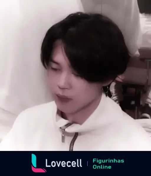 Gif de Jimin, ídolo do K-pop, em um momento pensativo e tranquilo, vestido de branco e com expressão serena. Pasta 'jimin soft'.