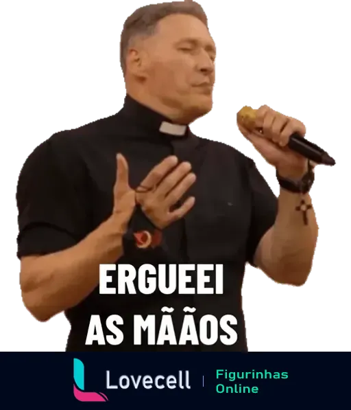 Imagem de Padre Marcelo cantando e levantando as mãos, com a frase 'ERGUEI AS MÃOS' escrita em destaque. Tema centrado em expressões de fé.