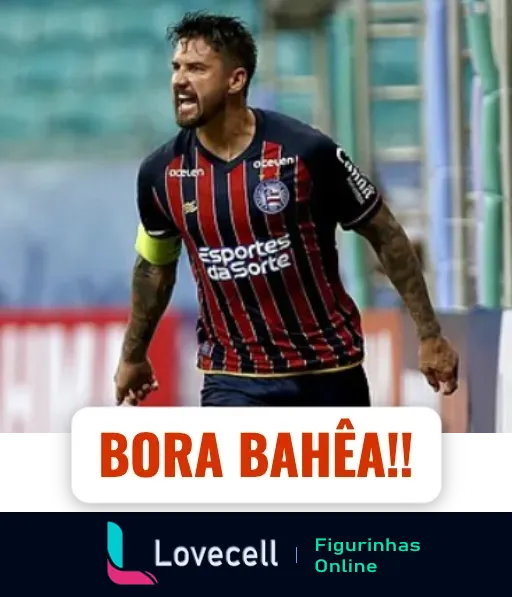 Jogador do Esporte Clube Bahia celebrando com uniforme listrado azul, vermelho e branco e a frase 'BORA BAHÊA!' na parte inferior