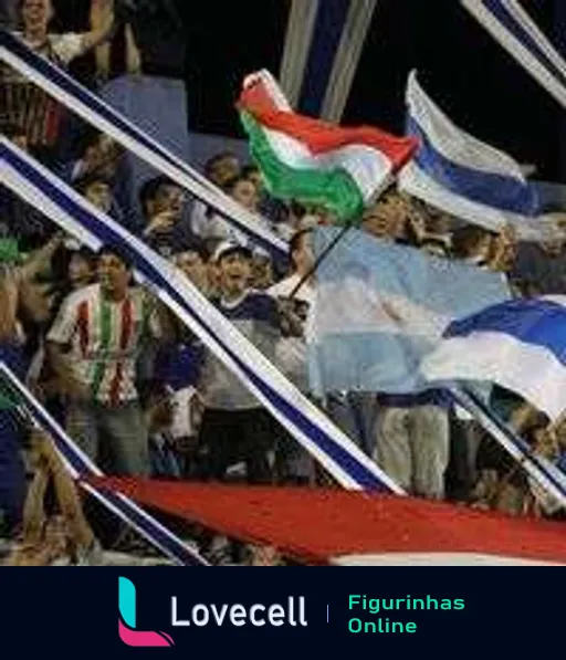 Torcida animada em estádio de futebol agitando bandeiras de Portugal e Argentina