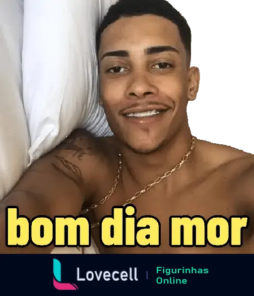 Figurinha MC POZE MEMES com um homem sorrindo e a frase 'bom dia mor' em amarelo na parte inferior.