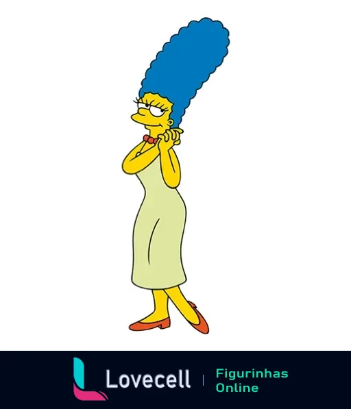 Marge Simpson pensativa, de pé com as mãos no queixo, usando vestido verde claro e sapatos laranja, cabelo azul alto.