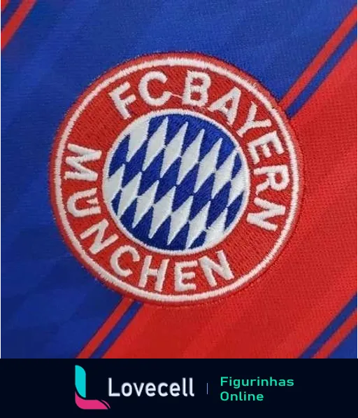 Figurinha do escudo do FC Bayern München em um tecido vermelho e azul com padrão de losangos azuis e brancos e borda vermelha