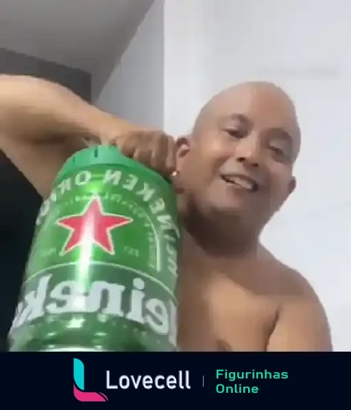 Figurinha animada de WhatsApp com o Tata mostrando uma lata de cerveja e mencionando uma pinguinha e seta