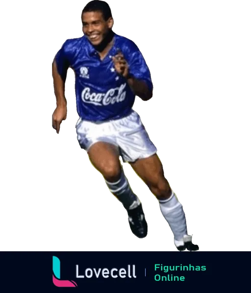 Ronaldo Fenômeno em movimento, vestindo uniforme do Cruzeiro com patrocínio da Coca-Cola, comemorando um gol ou em uma jogada