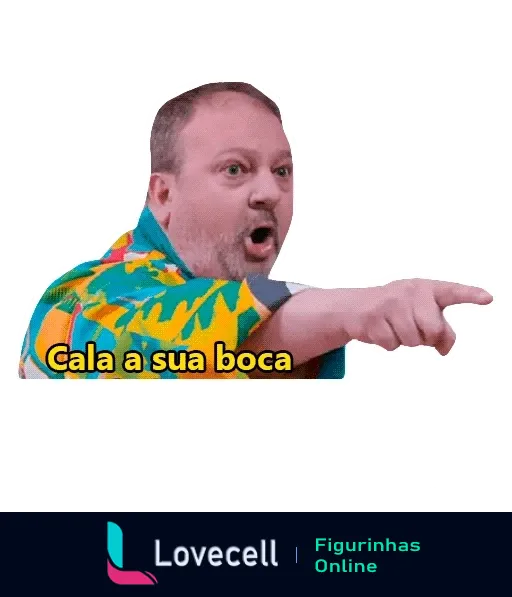 Figurinha do chef Erick Jacquin apontando o dedo e dizendo 'Cala a sua boca' com expressão enérgica, vestido com camisa colorida