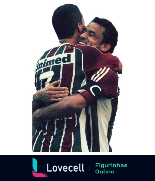 Dois jogadores do Fluminense comemorando com abraço após gol, uniformes com patrocínio da Unimed