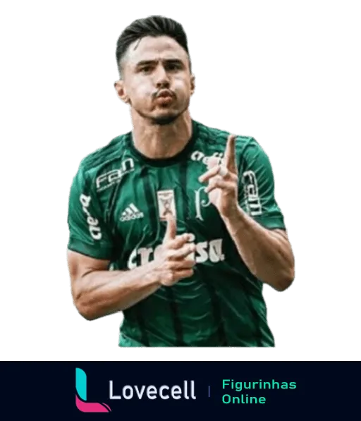 Jogador do Palmeiras comemorando com uniforme verde e branco, fazendo gesto de número um com as mãos